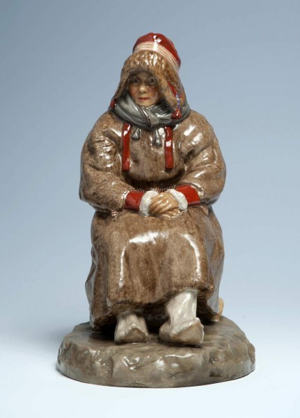 П.П. Каменский (1858-1922) «Лопарская женщина». Серия «Народы России». Императорский фарфоровый завод. 1912 г. Фарфор, надглазурная роспись (https://rusmuseumvrm.ru/) П.П. Каменский (1858-1922) «Лопарская женщина». Серия «Народы России». Императорский фарфоровый завод. 1912 г. Фарфор, надглазурная роспись (https://rusmuseumvrm.ru/)